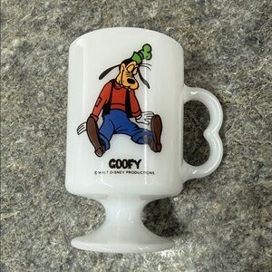 Vintage Walt Disney Productions Goofy Federal Milk Glass Pedestal Footed Mug Cup